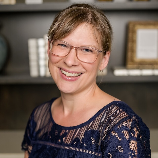 Dr-Janine_Knedlik